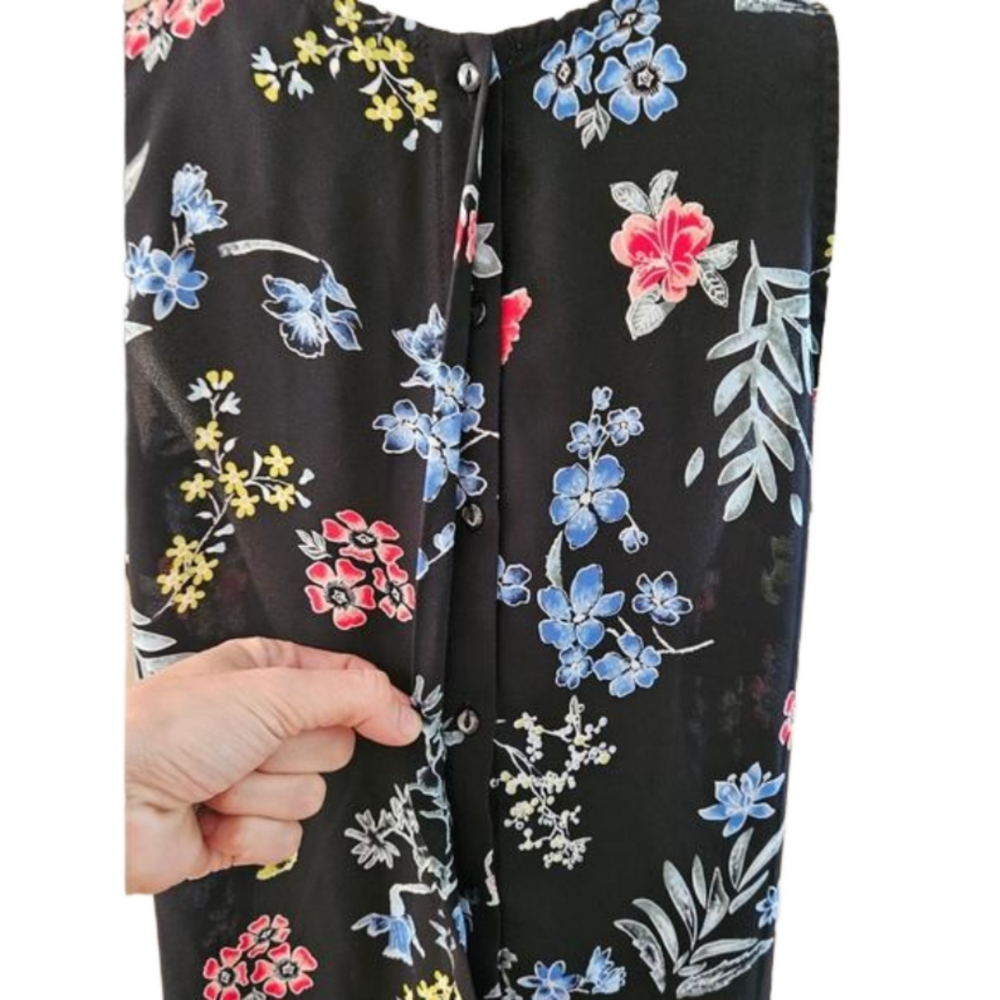 Jasmine & Juliana Black Floral Rear Buttondown Sleeveless Blouse-Size Large - Picture 4 of 5